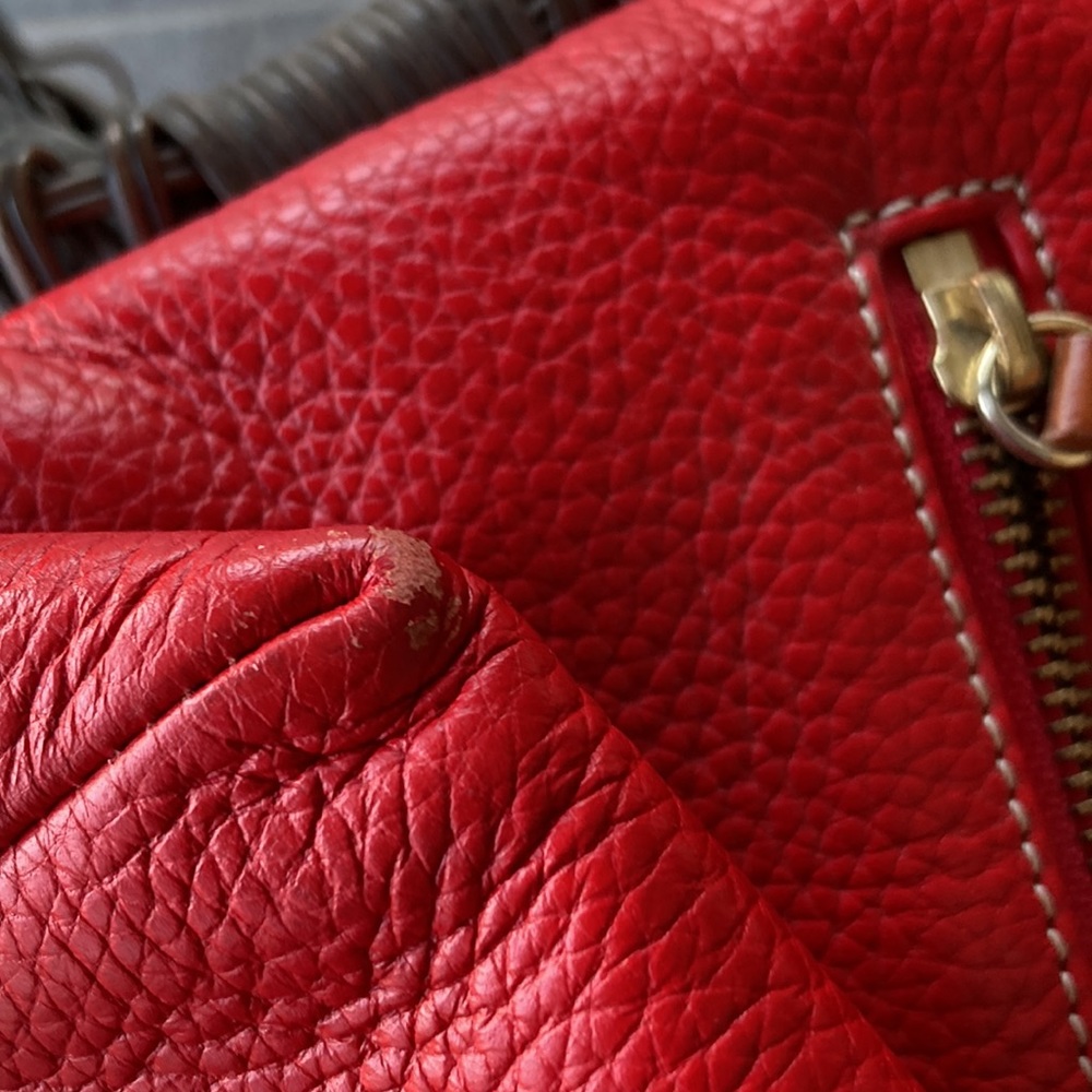 DOONEY & BOURKE RED PEBBLED LEATHER SHOULDER BAG/HOBO PURSE. 2 ZIPPERED POCKETS - Picture 11 of 16